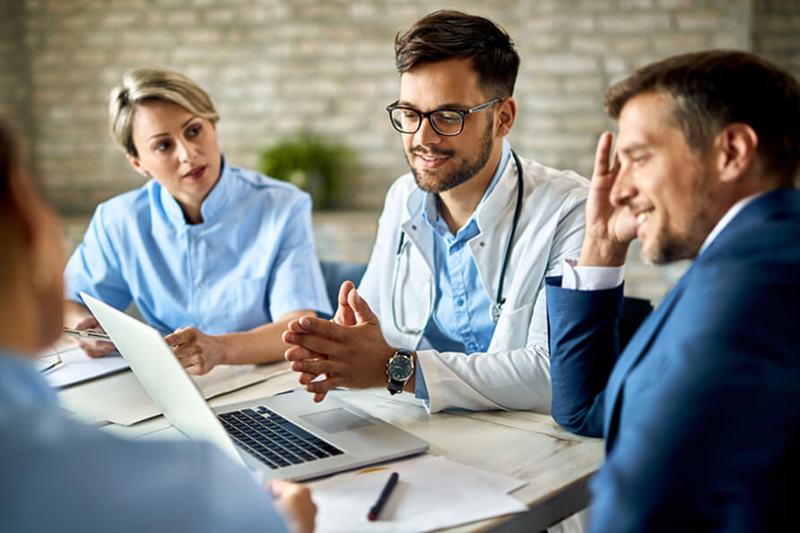 Group Medical Insurance in Dubai: Costs, Benefits, and Legal Requirements