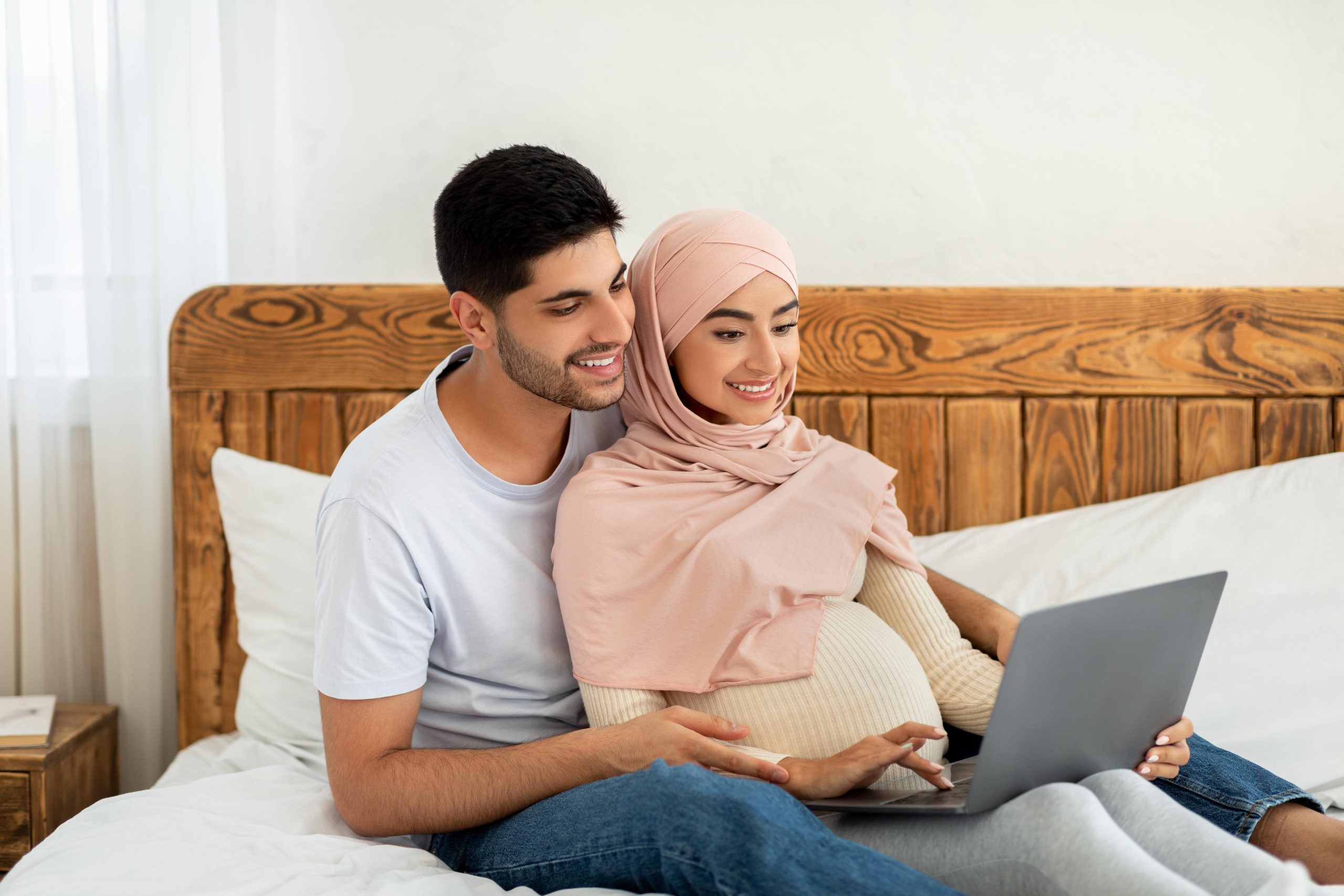 Maternity Benefits in Dubai: What to Look for in 2026