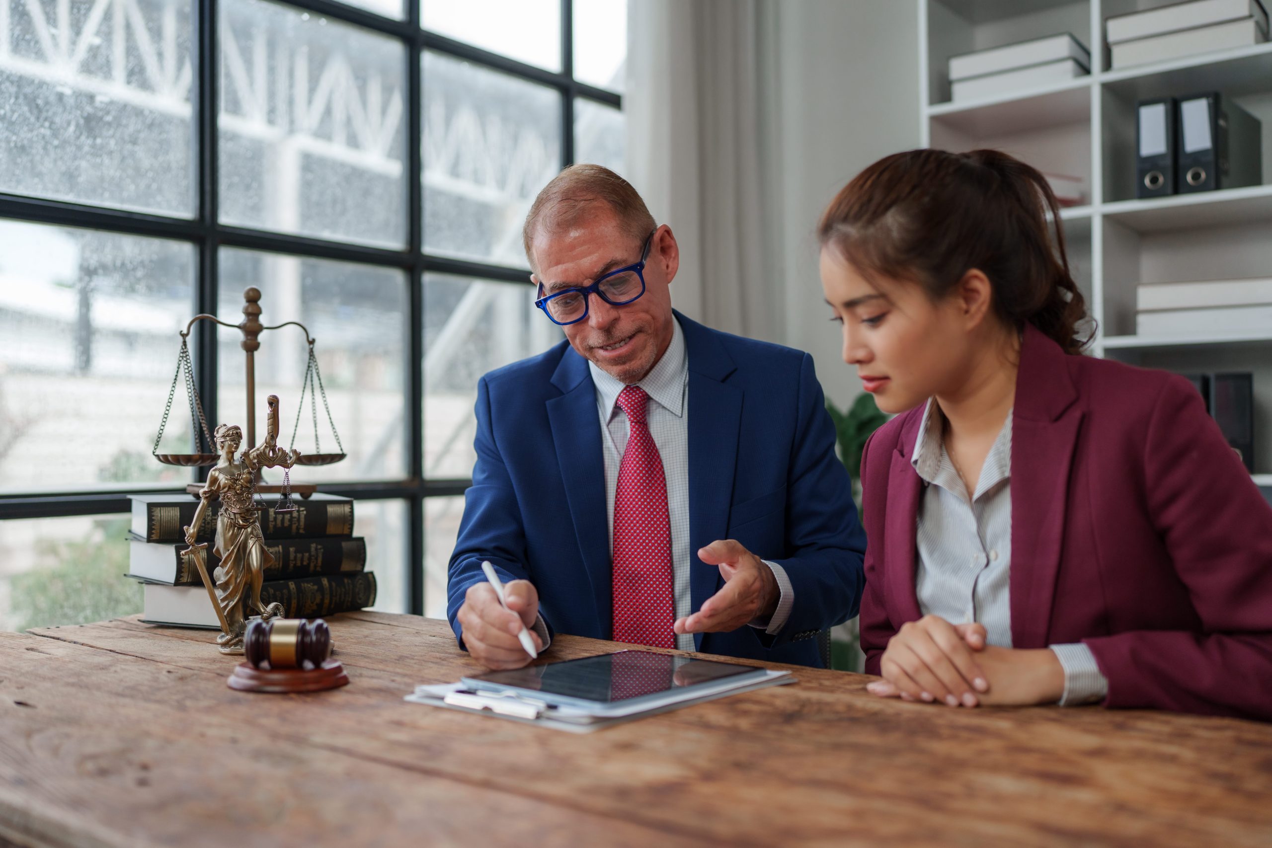 Consulting Firm Insurance Policies for UAE Workspaces