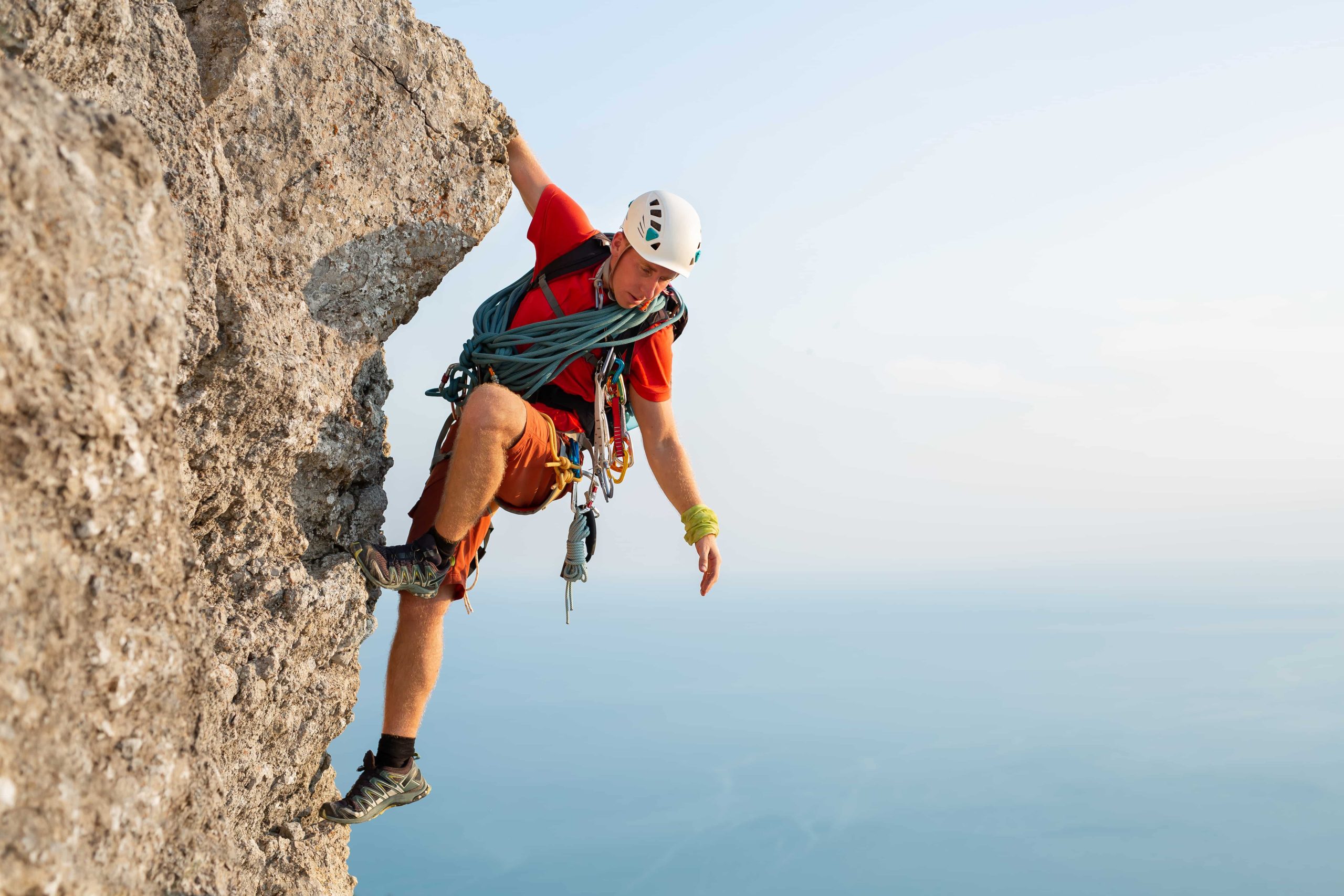 Adventure Sports in Ras Al Khaimah: Managing High-Altitude Risks